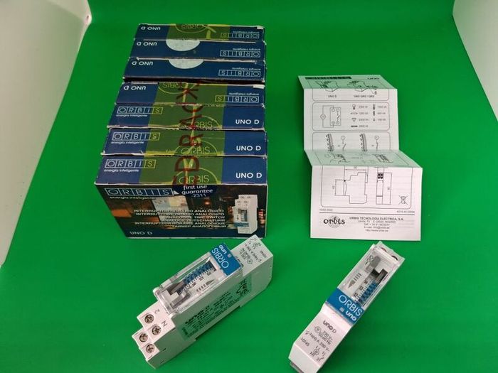 Postage - 7 X  Orbis Ob400132 Uno D Timers Brand New