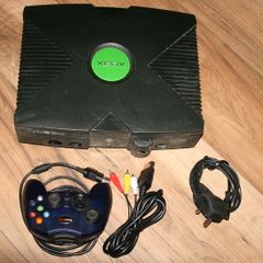 Microsoft Xbox - Xbox Classic Orginal Console (works well)