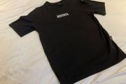 Mens like new Hoodrich black top tshirt Size Small