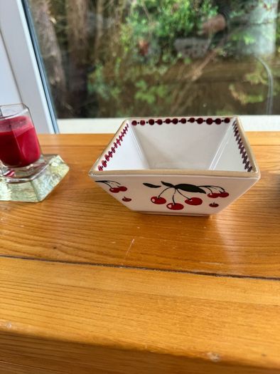 WANTED . Nicholas Mosse 5 inch square cherry bowl