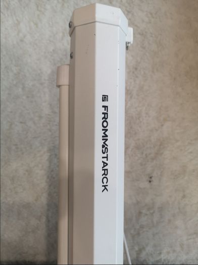 100" Fromm & Starck Motorised Electric Projector Screen 4:3