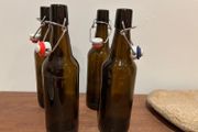 4 x Bottles with Clip Top