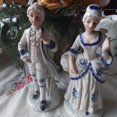 A Pair of Blue/White18th Century  Couple