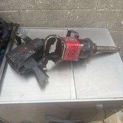 2 air Inpact guns