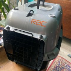 RAC cat cage