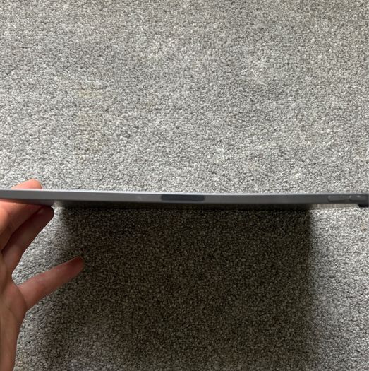 iPad Air 5th Gen 256GB WiFi + Apple Pencil 2 + Smart Keyboard Folio