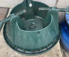 Christmas tree stand