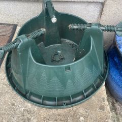 Christmas tree stand