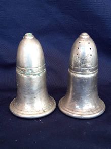 Vintage Silverplated Salt & Pepper  Set