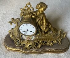 Antique French Gilt & Porcelain Mantel Clock.