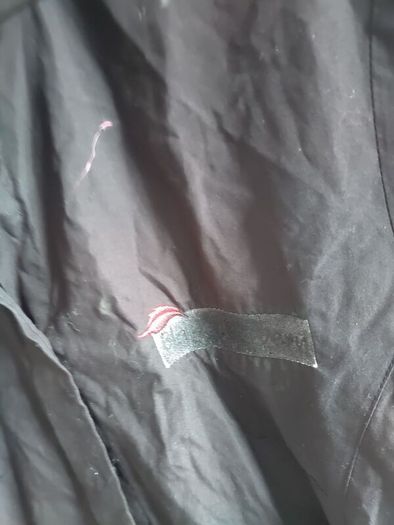 Black shirt size fits sm