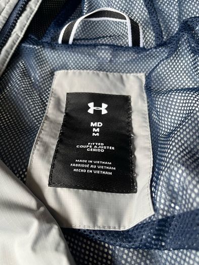 Under armour windbreaker