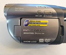 Sony DCR-DVD705E vintage DVD Handycam camcorder