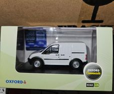 Oxford Diecast Ford Transit Connect 1.76 Scale