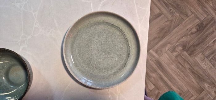 Heritage Dinner and side plate set