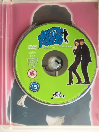 Austin Powers: International Man Of Mystery [1997] Mike Myers, Elizabeth Hurley, Robert Wagner, Seth Green & Michael York. [Movie DVD]