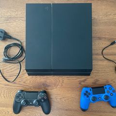 Sony PS4 With Two Controllers