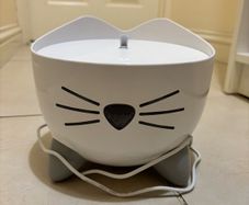 Cat Drinking Fountain Catit PIXI