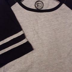RED Men's Raglan Black & Grey T-Shirt in Size XXL (Brand New)