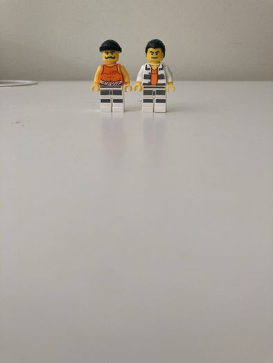 lego city prisoners