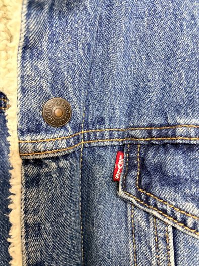 Levis Premium Sherpa Jacket Size M