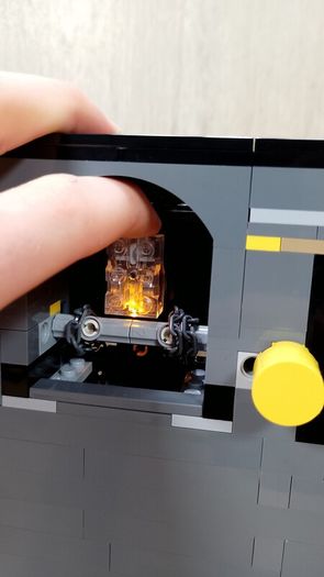 LEGO 76252 Batcave - Shadow Box