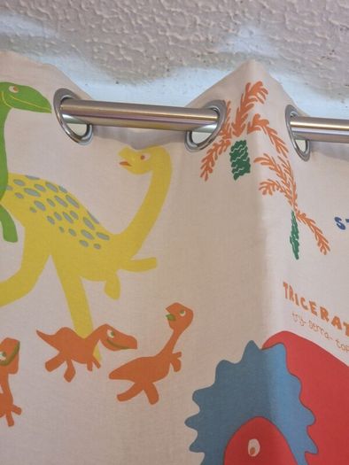 curtain - Dinosaur print with blackout lining