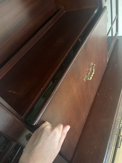 dresser