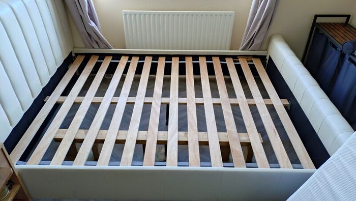 King sized bedframe