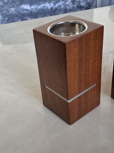 Set of 2 Candlestick Holders