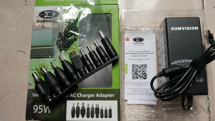 Sumvision Universal Laptop Ac Charger Adapter Power Supply Charger 95w 9 Tips