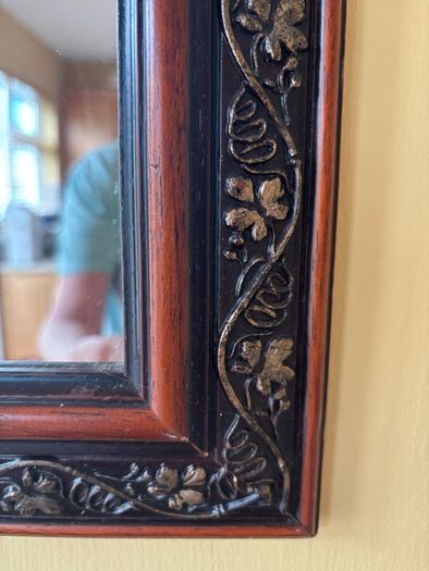 Antique style mirror