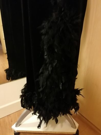 Women's Dress Black Velvet and Ostrich Feathers Size 14