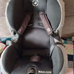 maxi Cosi car seat