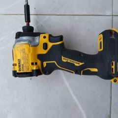 dewalt