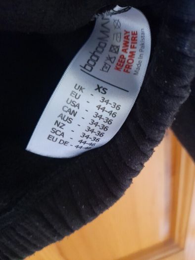 Boo hoo tracksuit top size xs