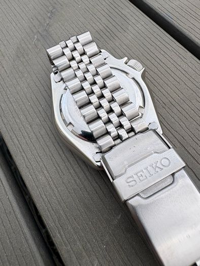 Seiko 007