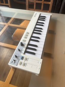 Arturia Keystep 32 keyboard