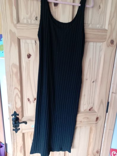 Long fine ribbed dress with side slit and matching long cardigan size 16 -18