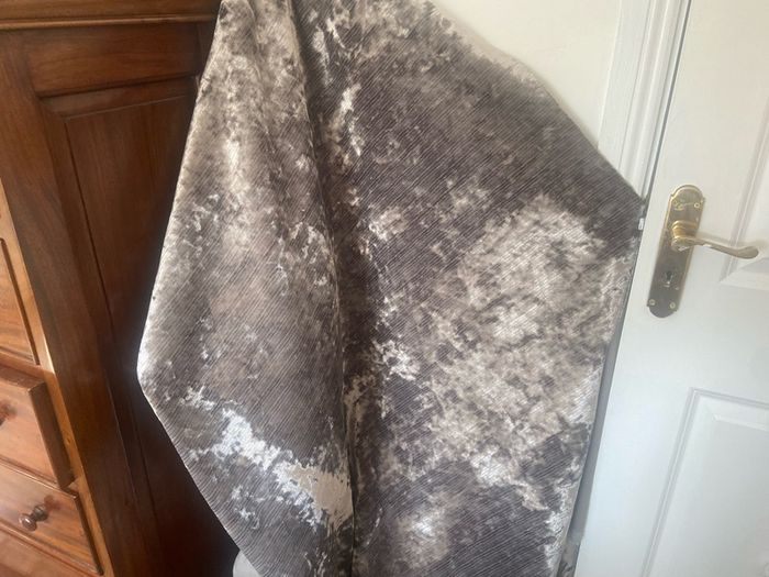 5Meters of material silver/grey velvet