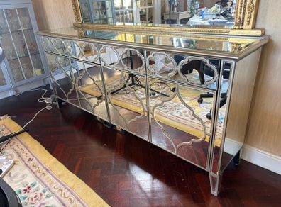 sideboard