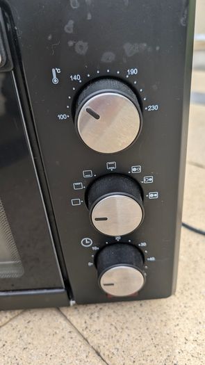 Tower T14013 28L Mini Oven with Dual Hotplates