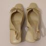 CEFALU Ladies Bow Cream Leather Kitten Heels New In Box Size EU36 UK3 CAN POST Image 4