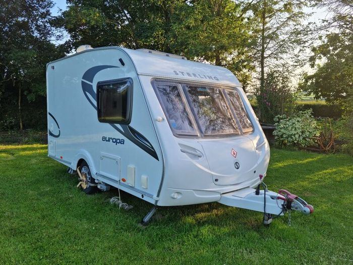 Sterling Europa 390 - 2 Berth