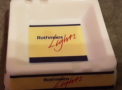 rothman's light ashtray