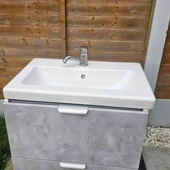 Ikea sink and cabinet 64 cm