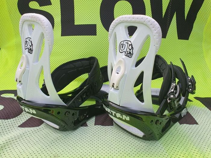 Burton snowboard bindings
