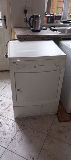 fridge, washing machine, tumble dryer