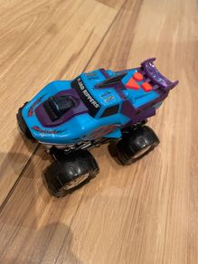 Monster truck