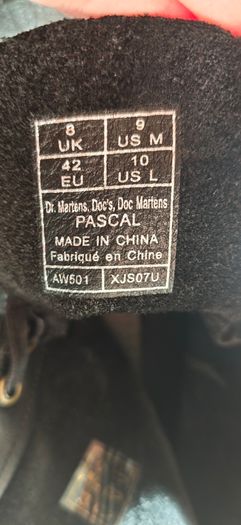 Dr. Martens 1460 Pascal black leather 8-eye boots UK 8 / EU 42 - worn once